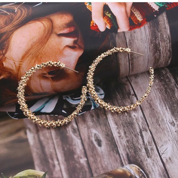 Simple Geometric Big Circle Drop Dangle Earrings - Picture 3 of 6